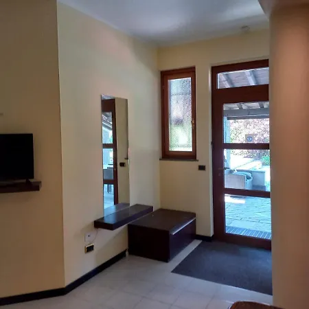 Residenza Beretta Como Lake -a- Сasa de vacaciones