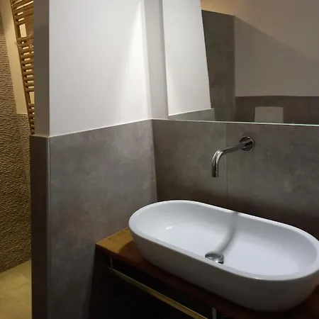 Residenza Beretta Como Lake -a- *